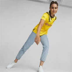 Maillot Borussia Dortmund Cup 22/23 Replica Femme PUMA -Puma Soldes Boutique maillot borussia dortmund cup 2223 replica femme puma 4
