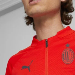 Top D’entraînement De Football à Fermeture Zippée 1/4 A.C. Milan Homme PUMA 7 Top D’entraînement De Football à Fermeture Zippée 1/4 A.C. Milan Homme PUMA -Puma Soldes Boutique top dentrainement de football a fermeture zippee 14 ac milan homme puma 2